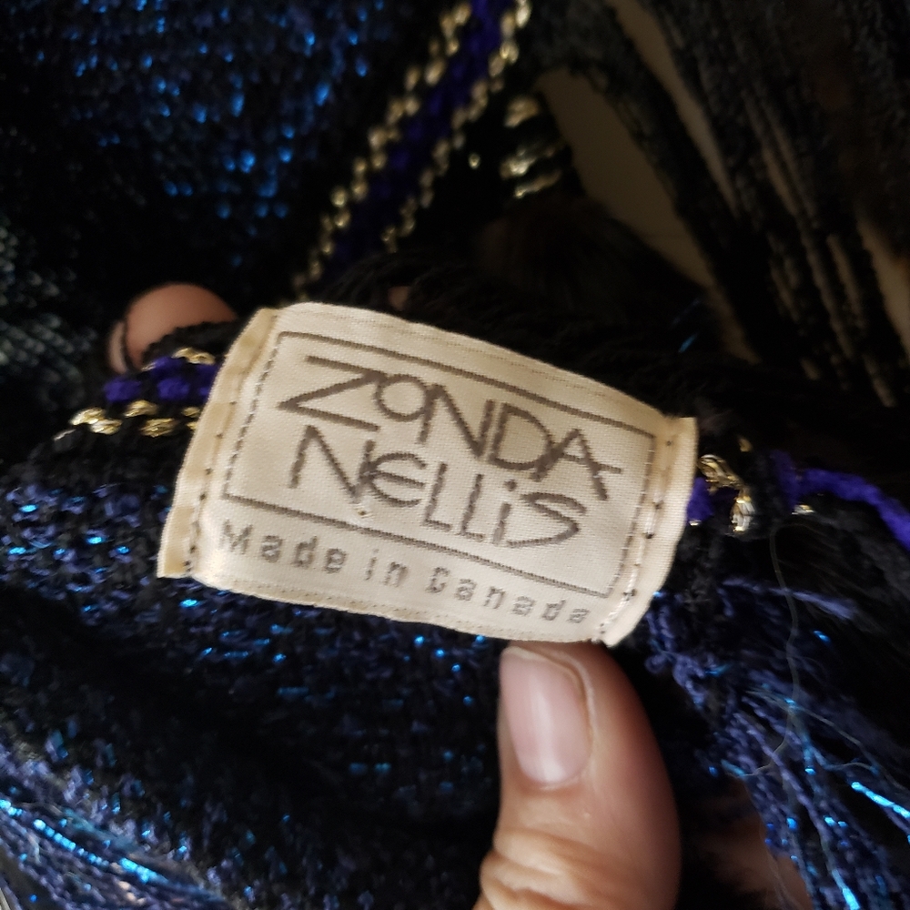 VINTAGE Zonda Nellis shawl - Picture 6 of 6